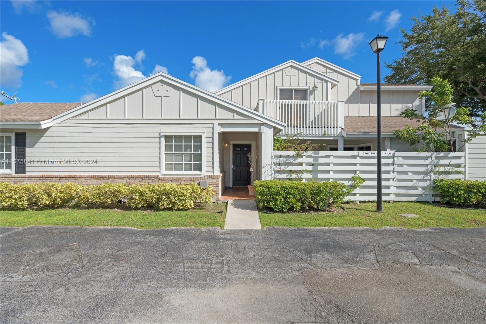 VILG HOMES COUNTRY WALK C - Residential