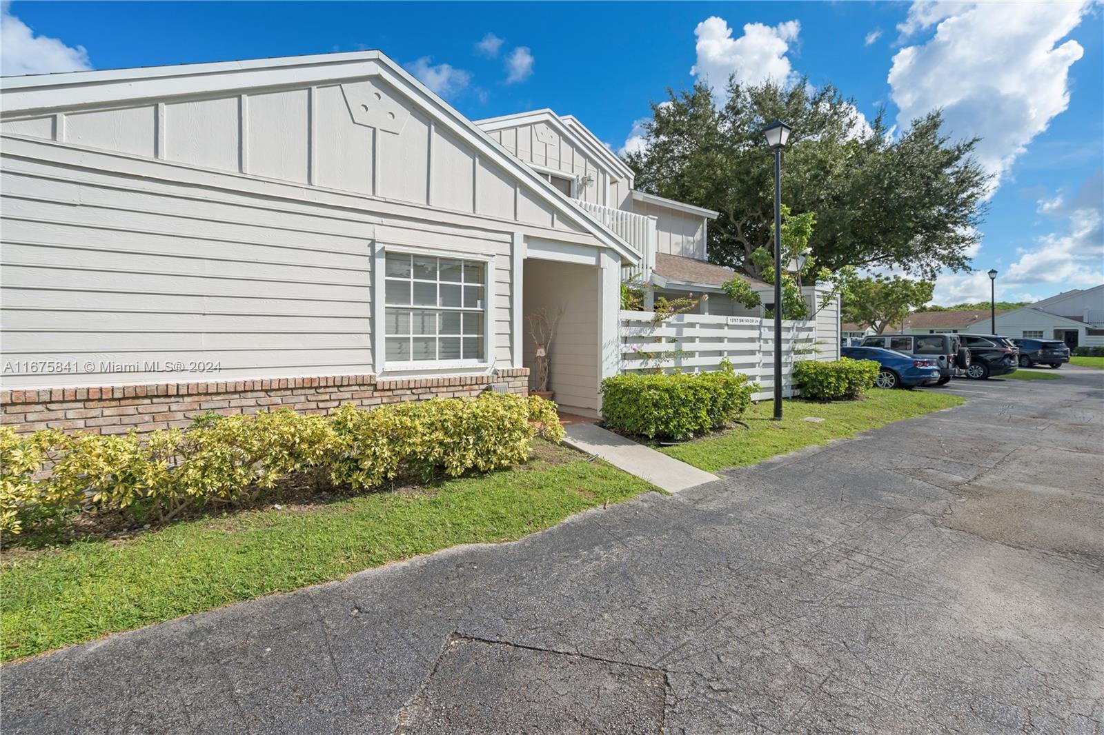 VILG HOMES COUNTRY WALK C - Residential