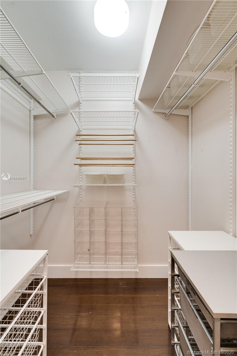 BRICKELL PARK CONDO - Residential
