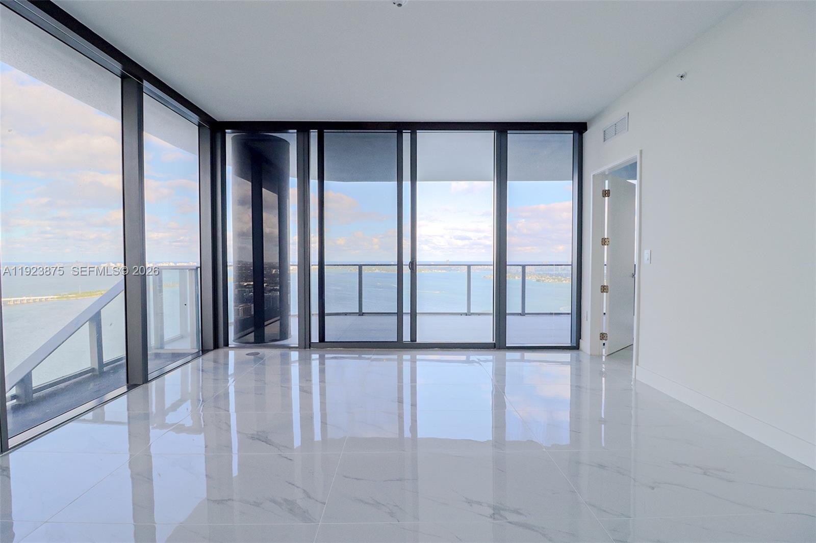 Aria Reserve Miami - Residential