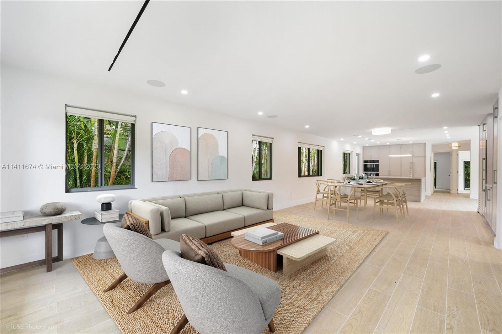 PARK PLAZA - Residential Lease