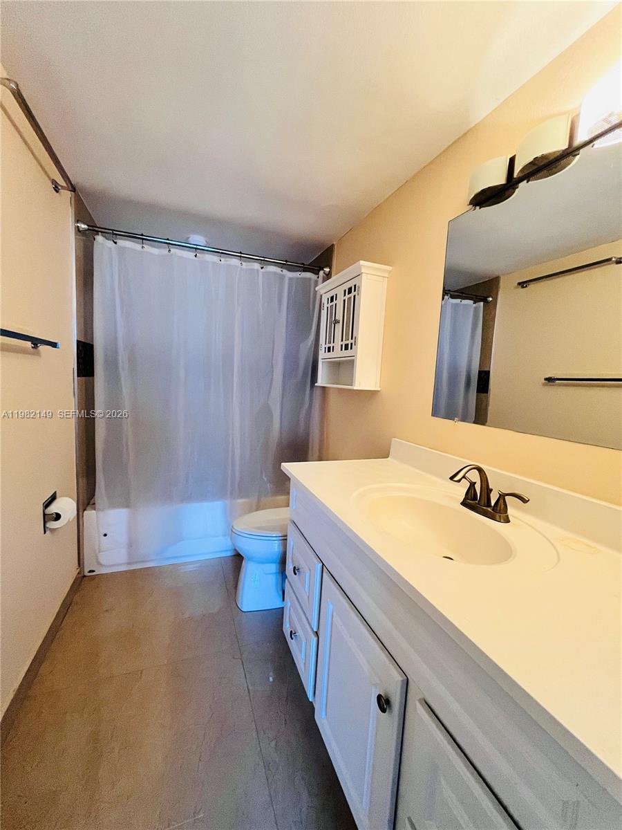 OLYMPUS CONDO PHASE - Residential
