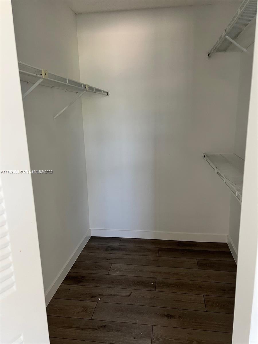 LAKEVIEW AT THE HAMMOCKS - Residential Lease