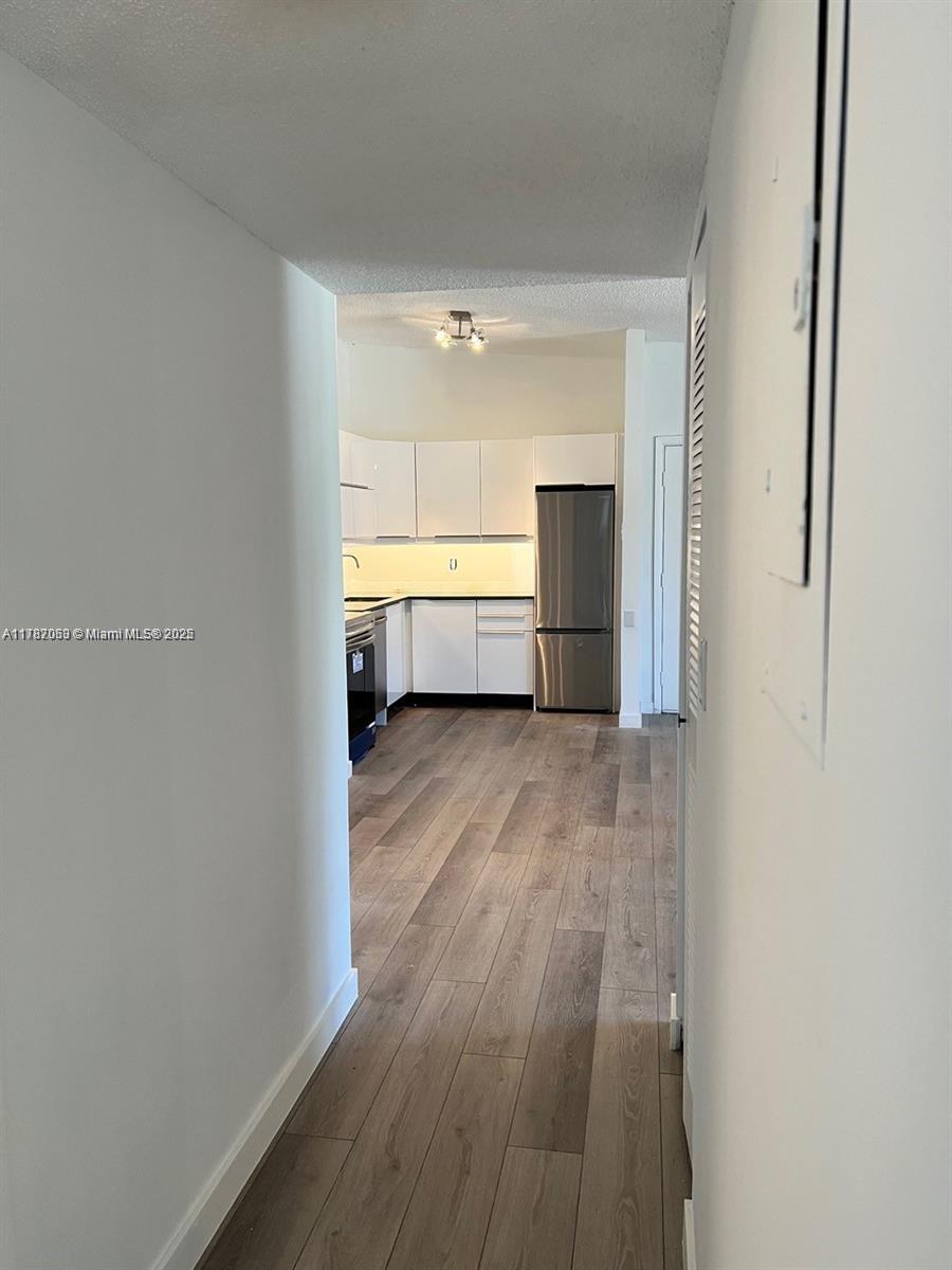 LAKEVIEW AT THE HAMMOCKS - Residential Lease