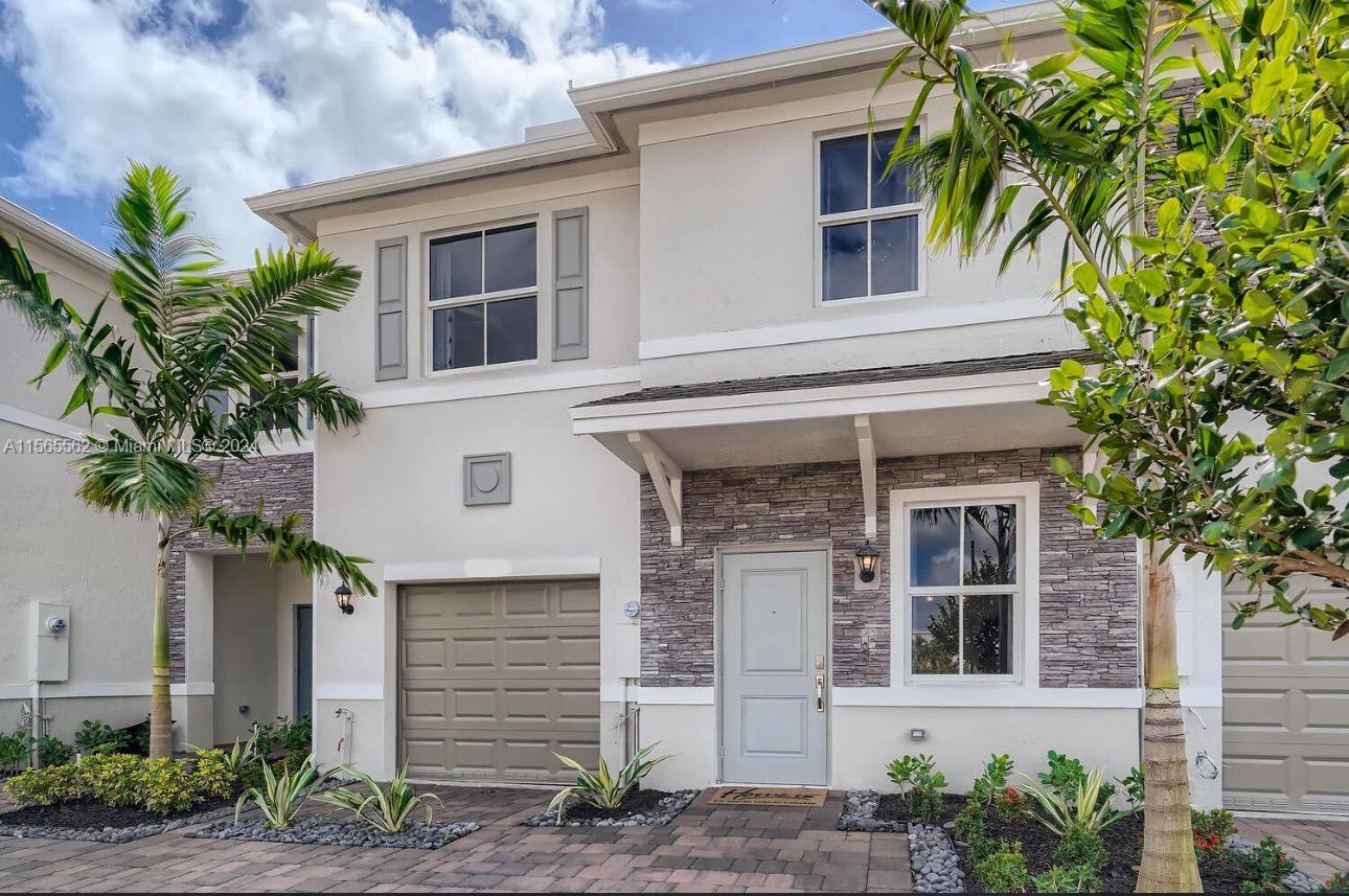 CEDAR AT KEYS GATE - Residential Lease