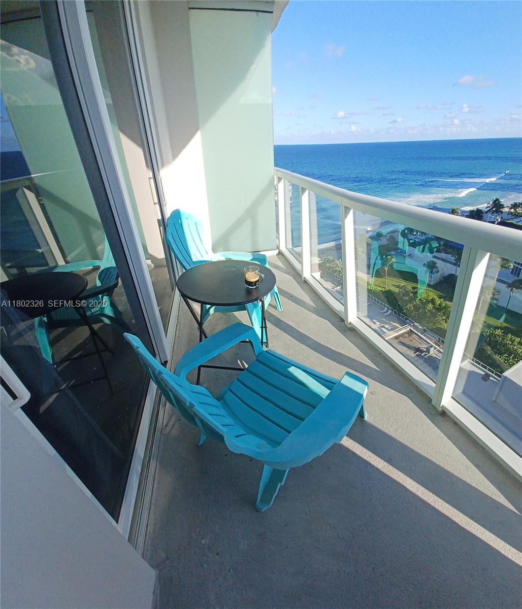 THE AVENTURA BEACH CLUB C - Residential