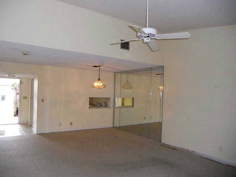PALM-AIRE VILLAGE - Residential Lease