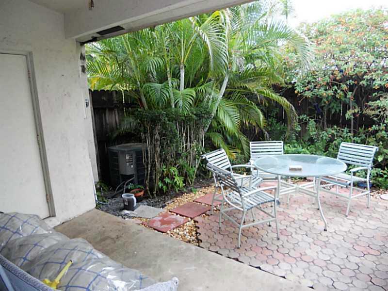 PALM-AIRE VILLAGE - Residential Lease