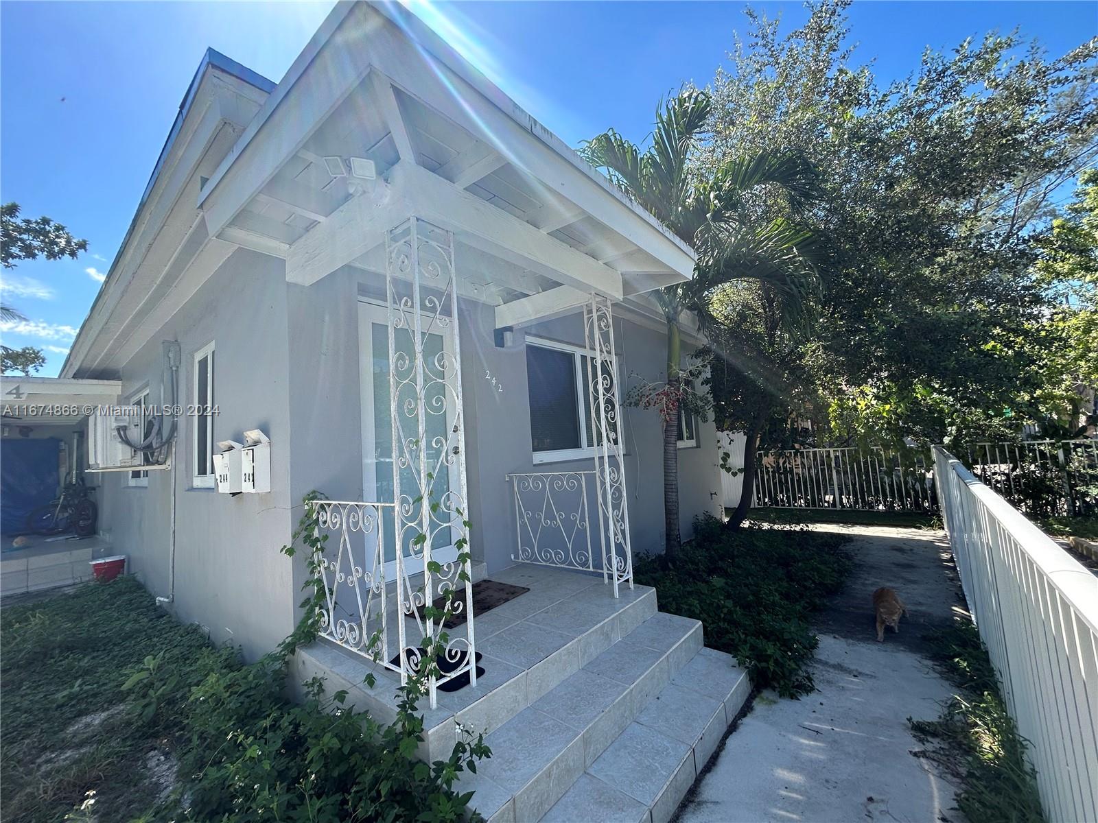 DIXIE HIGHWAY TRACK - Residential Income