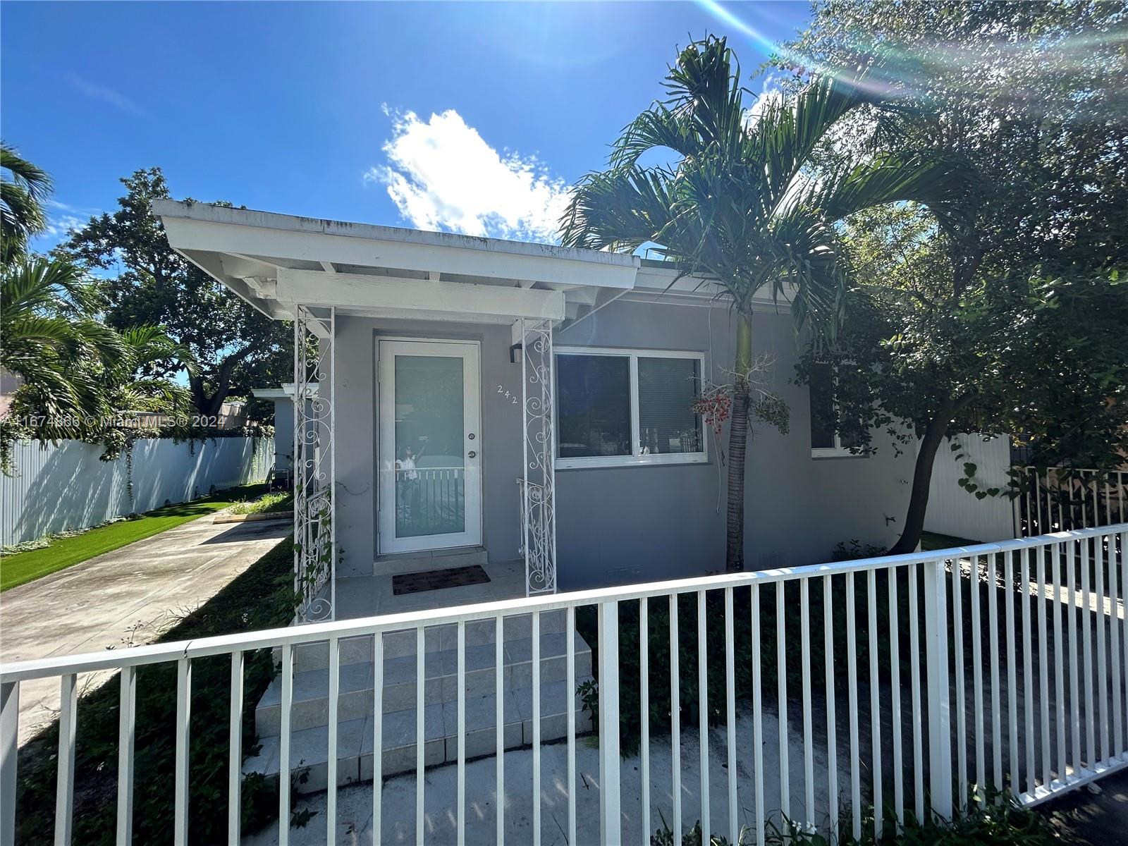 DIXIE HIGHWAY TRACK - Residential Income