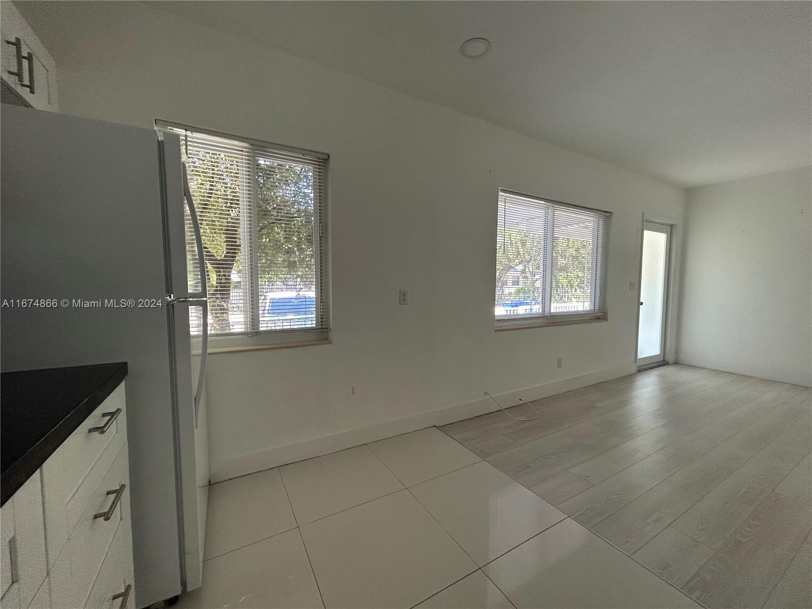 DIXIE HIGHWAY TRACK - Residential Income