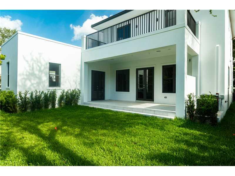 Coconut Grove Sec 1 - Residential