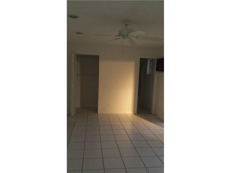 BONAVENTURE TOWNHOWNHOUSE - Residential Lease