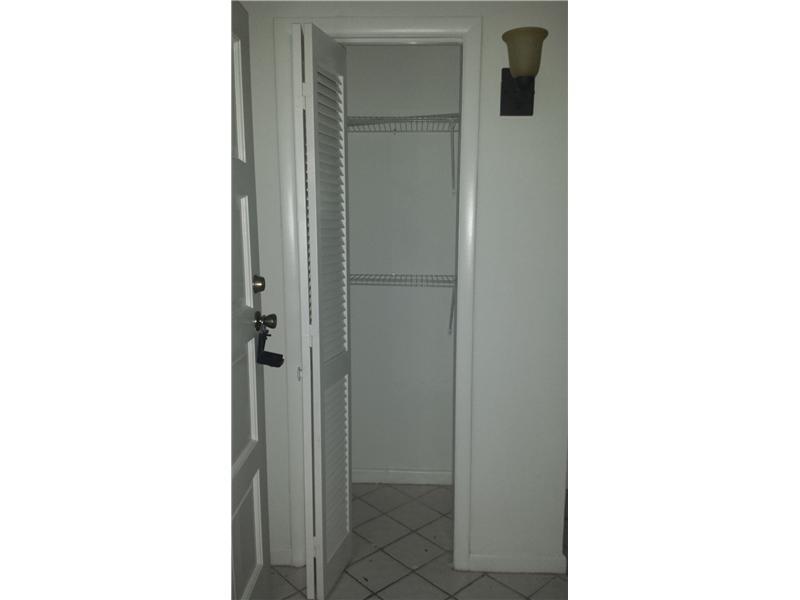 BONAVENTURE TOWNHOWNHOUSE - Residential Lease