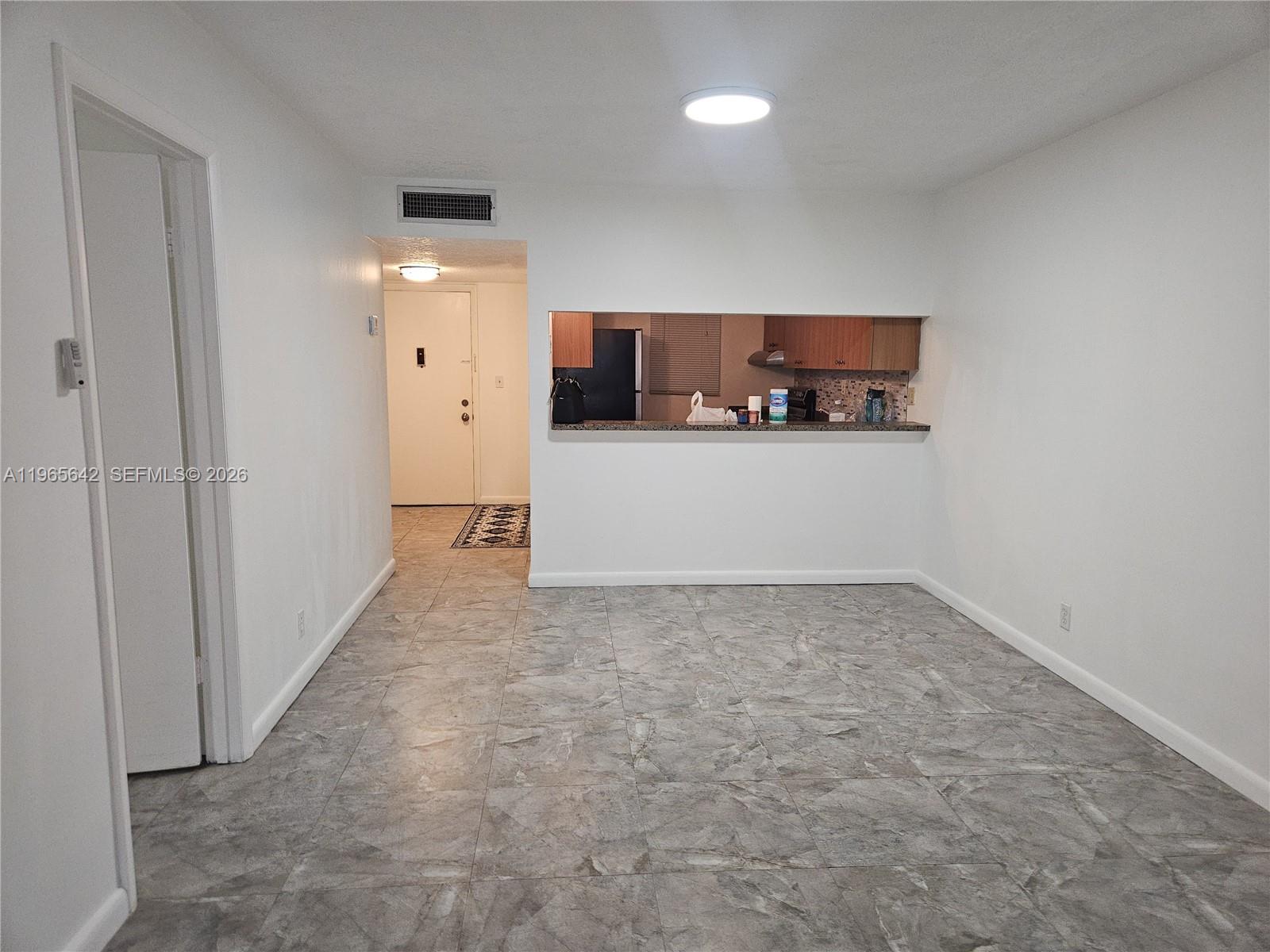 COUNTRYSIDE CONDO - Residential