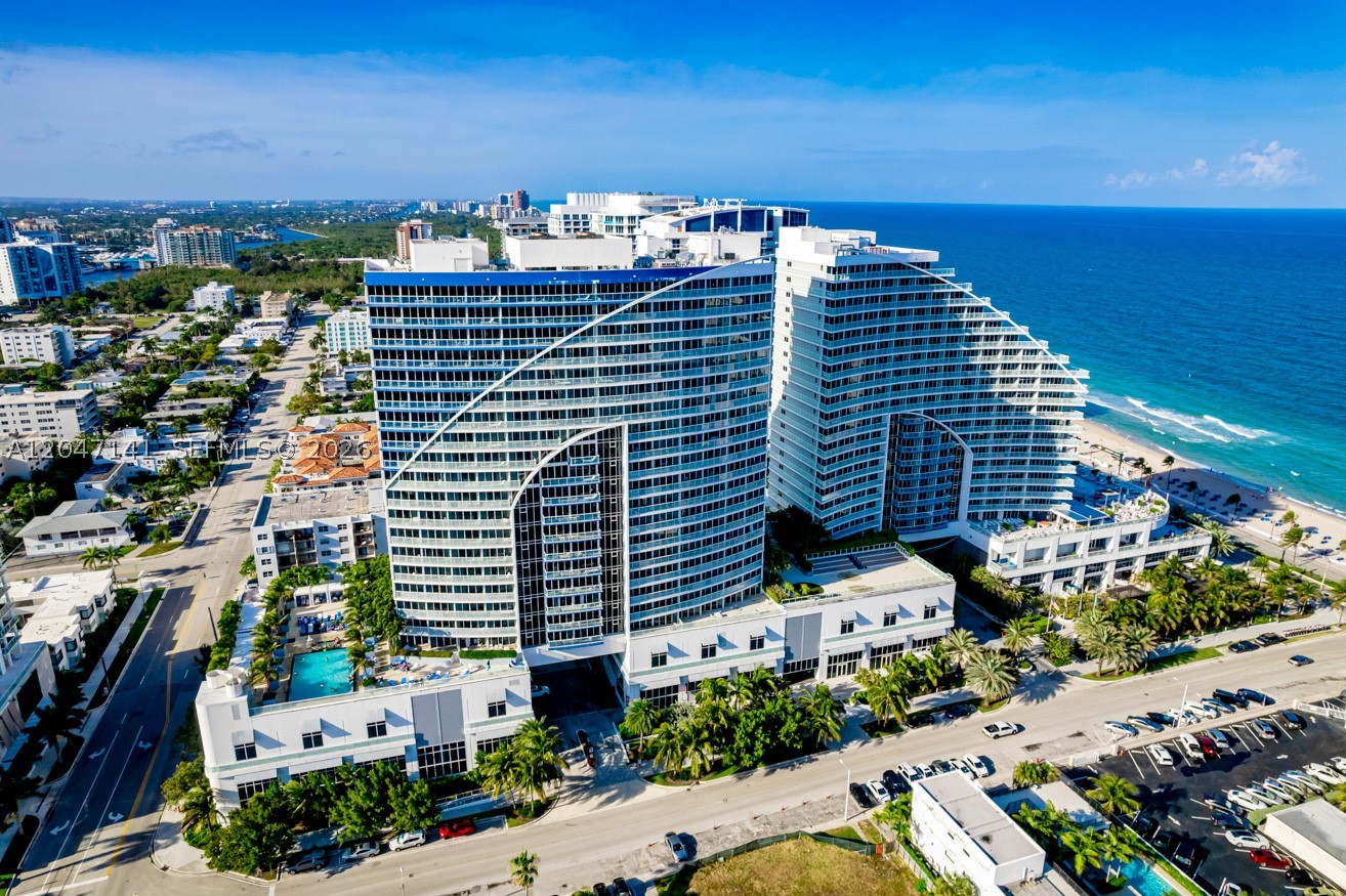FORT LAUDERDALE RESIDENCE - Residential