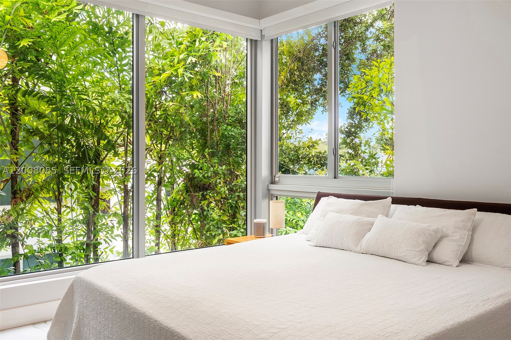 ELEVEN IN THE ROADS CONDO - Residential