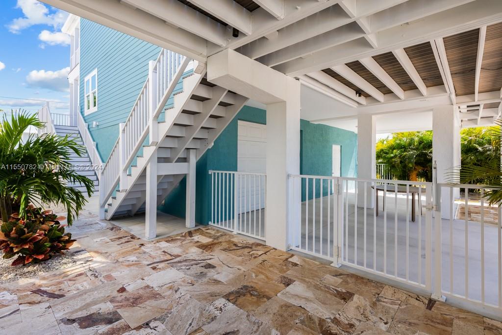 COCO PLUM BEACH (REPLAT O - Residential