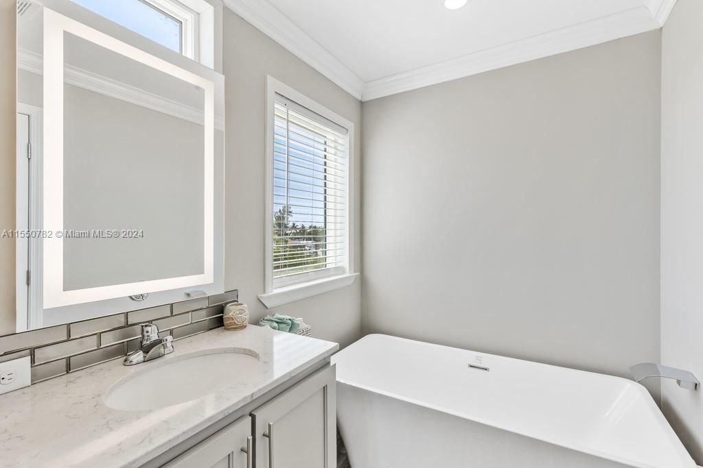 COCO PLUM BEACH (REPLAT O - Residential