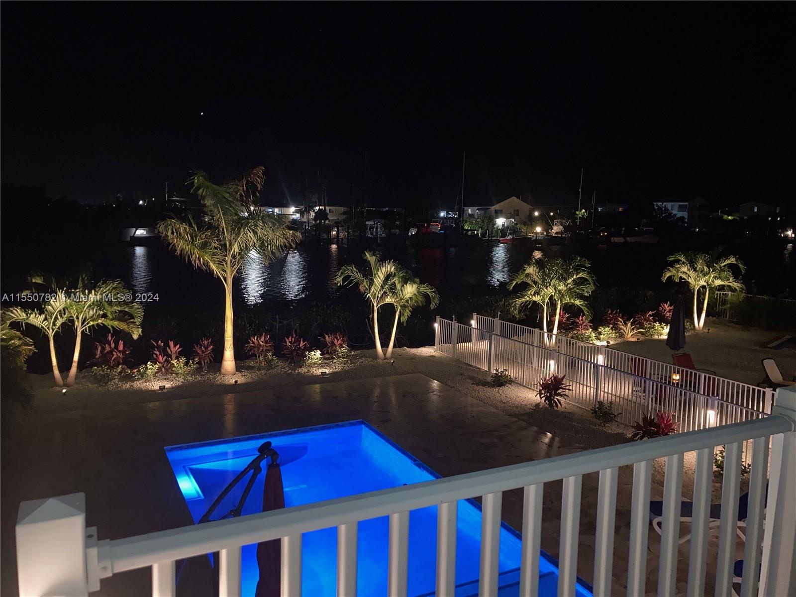 COCO PLUM BEACH (REPLAT O - Residential