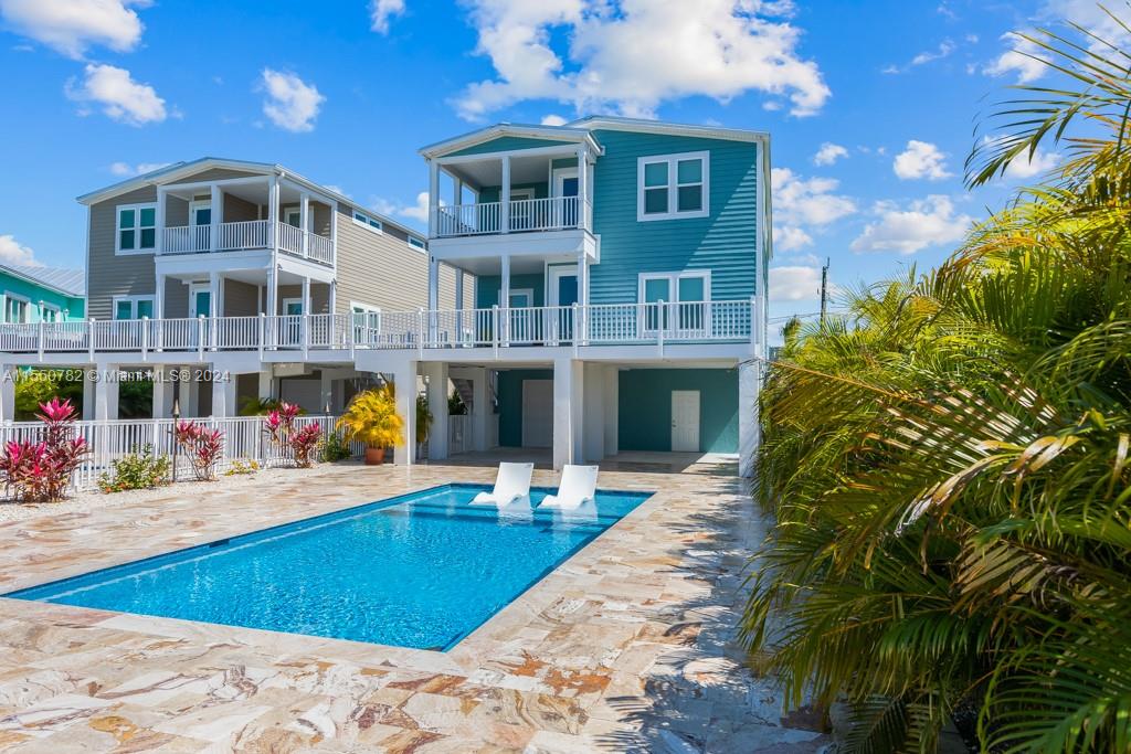 COCO PLUM BEACH (REPLAT O - Residential