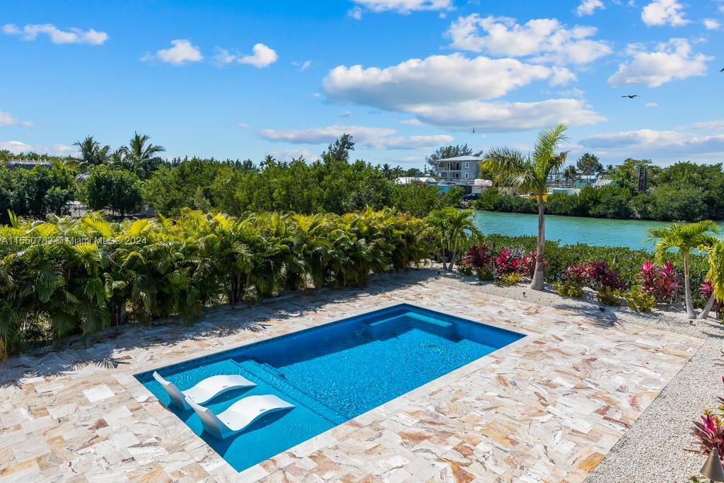 COCO PLUM BEACH (REPLAT O - Residential