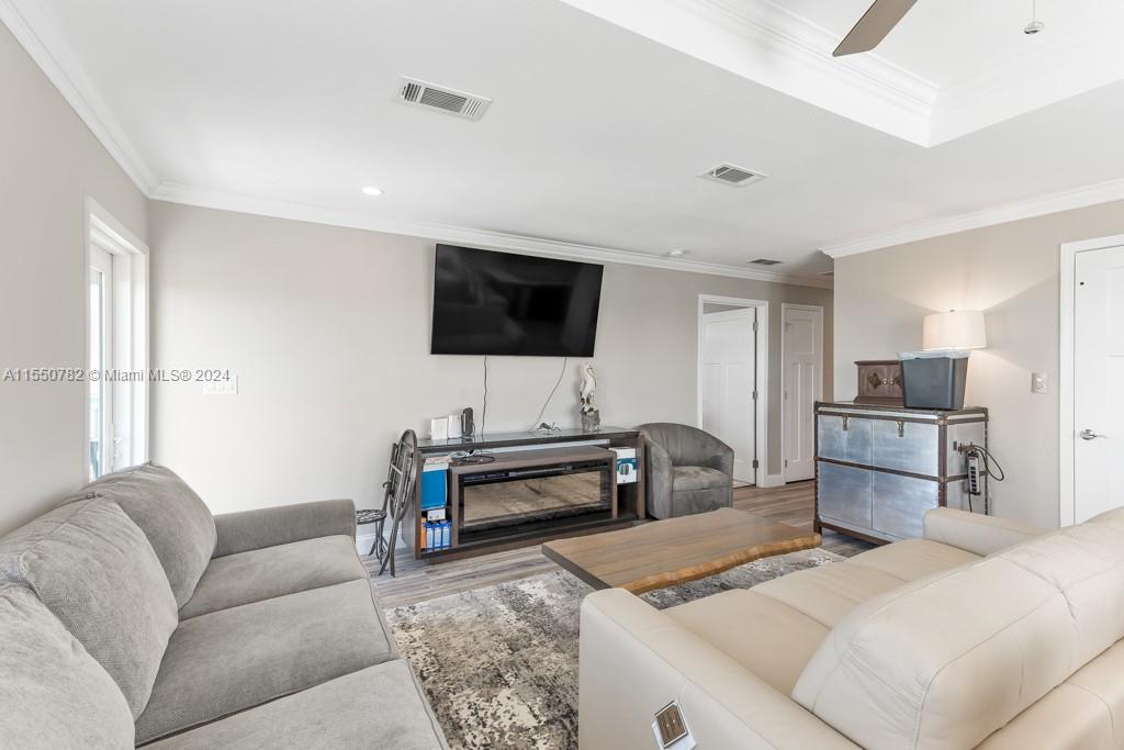 COCO PLUM BEACH (REPLAT O - Residential