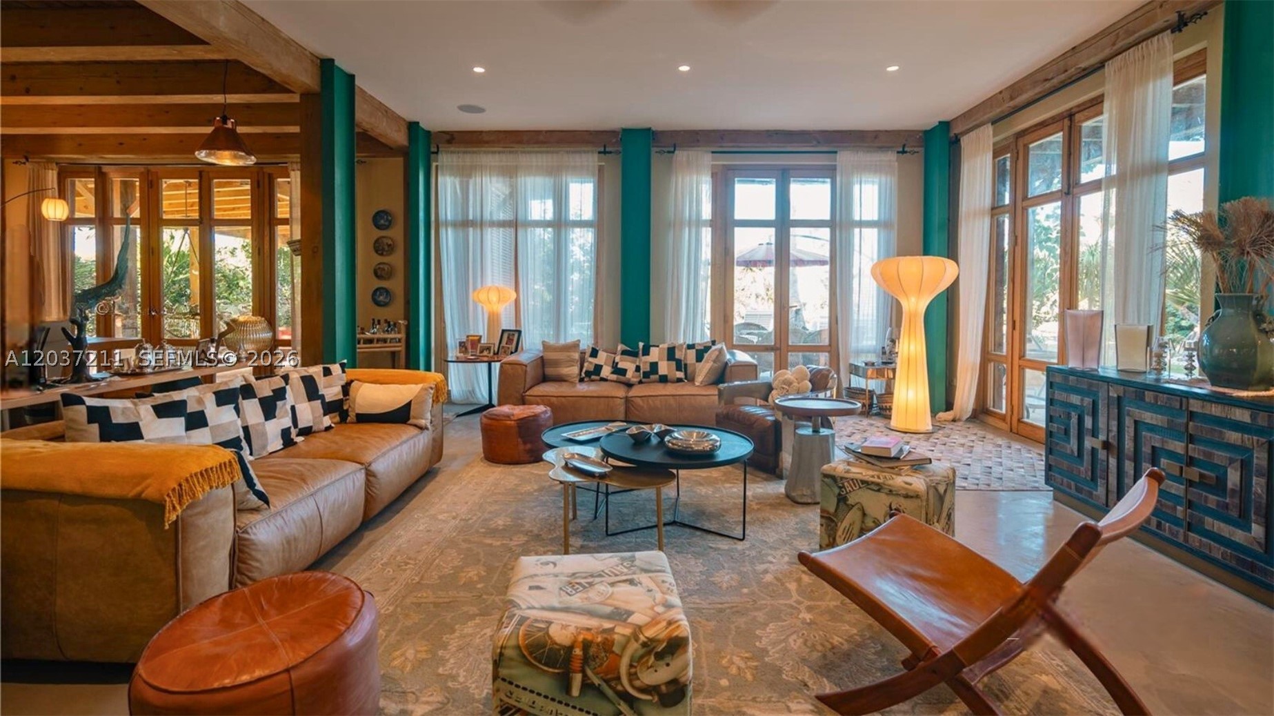 Las iguanas - Residential