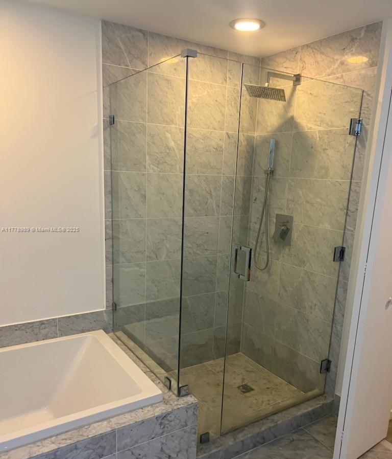 SLS LUX - Residential