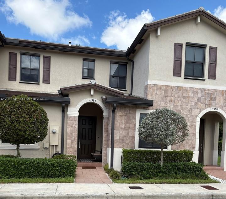 Two-story townhome with 3 spacious bedrooms, 3 bathrooms in the desirable gated community of Aquabella.  Fence backyard perfect entertaining space, ideal for gatherings and holiday celebrations.Conveniently located near top-rated schools, major highways, shopping, and dining. The community offers resort-style amenities including two clubhouses, two swimming pools, fitness centers, children's splash park, playground, and beautifully landscaped common areas. Easy to show.
