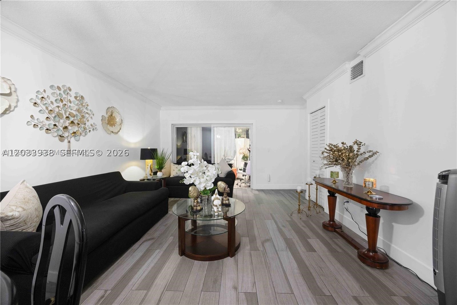VILLA REAL CONDO NO 4 - Residential Lease