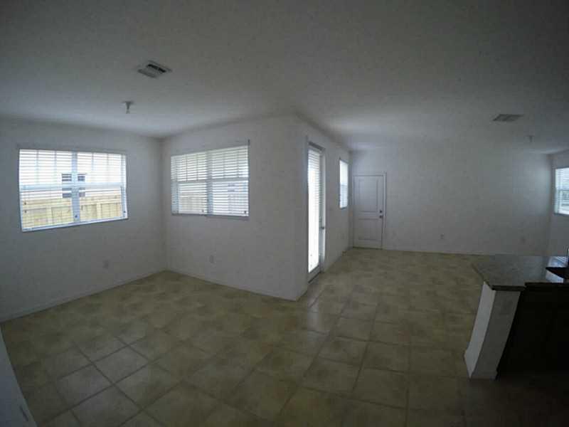 summerville - Residential Lease