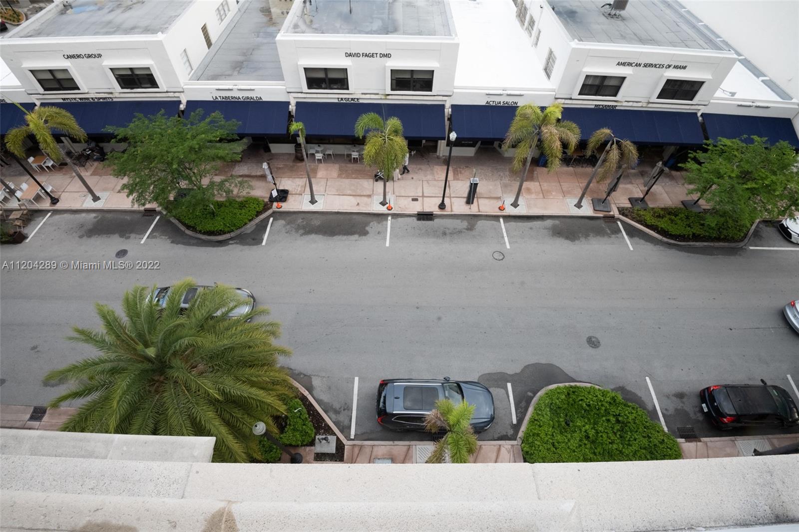 GIRALDA PLACE CONDO - Residential