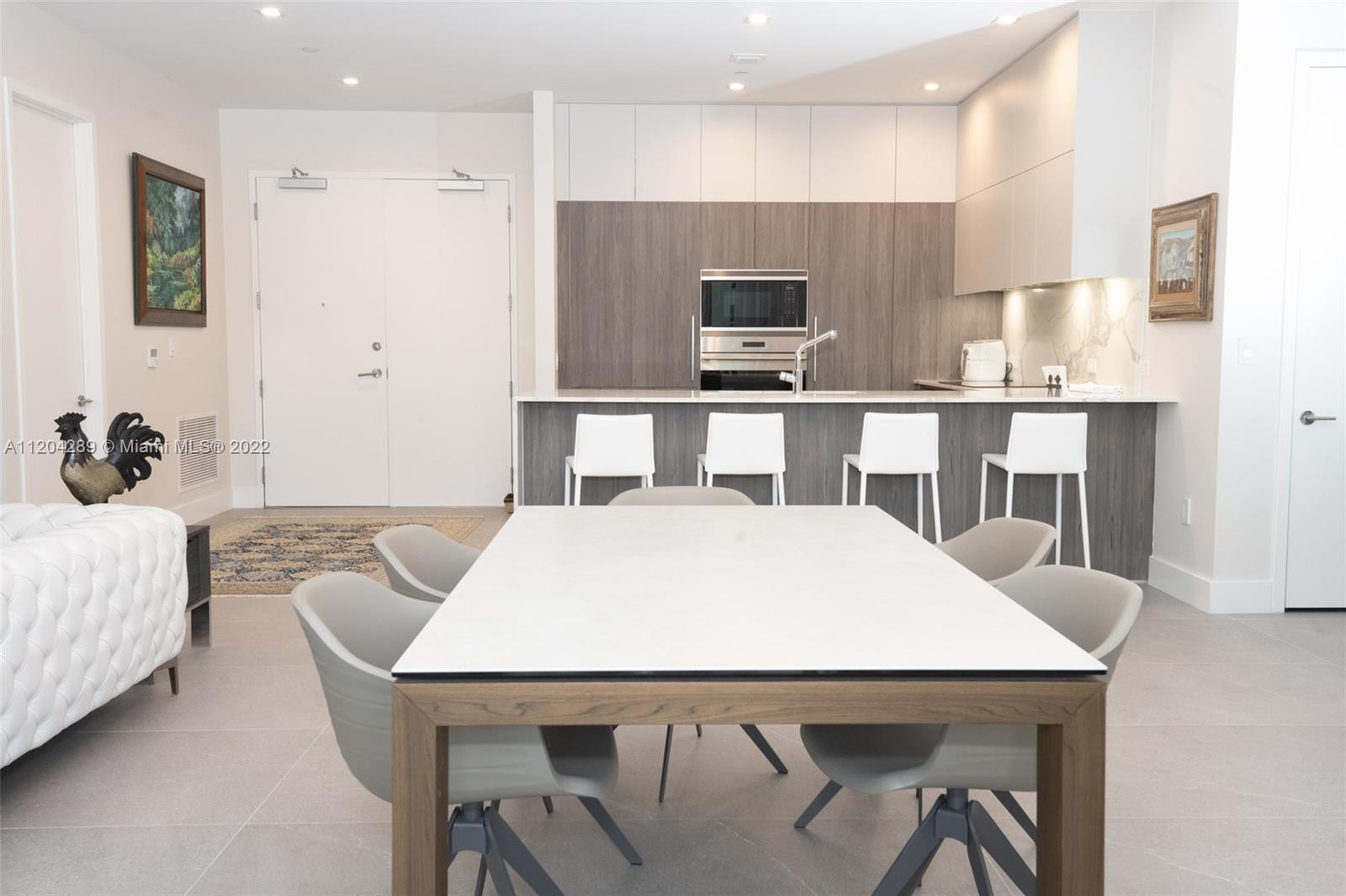 GIRALDA PLACE CONDO - Residential