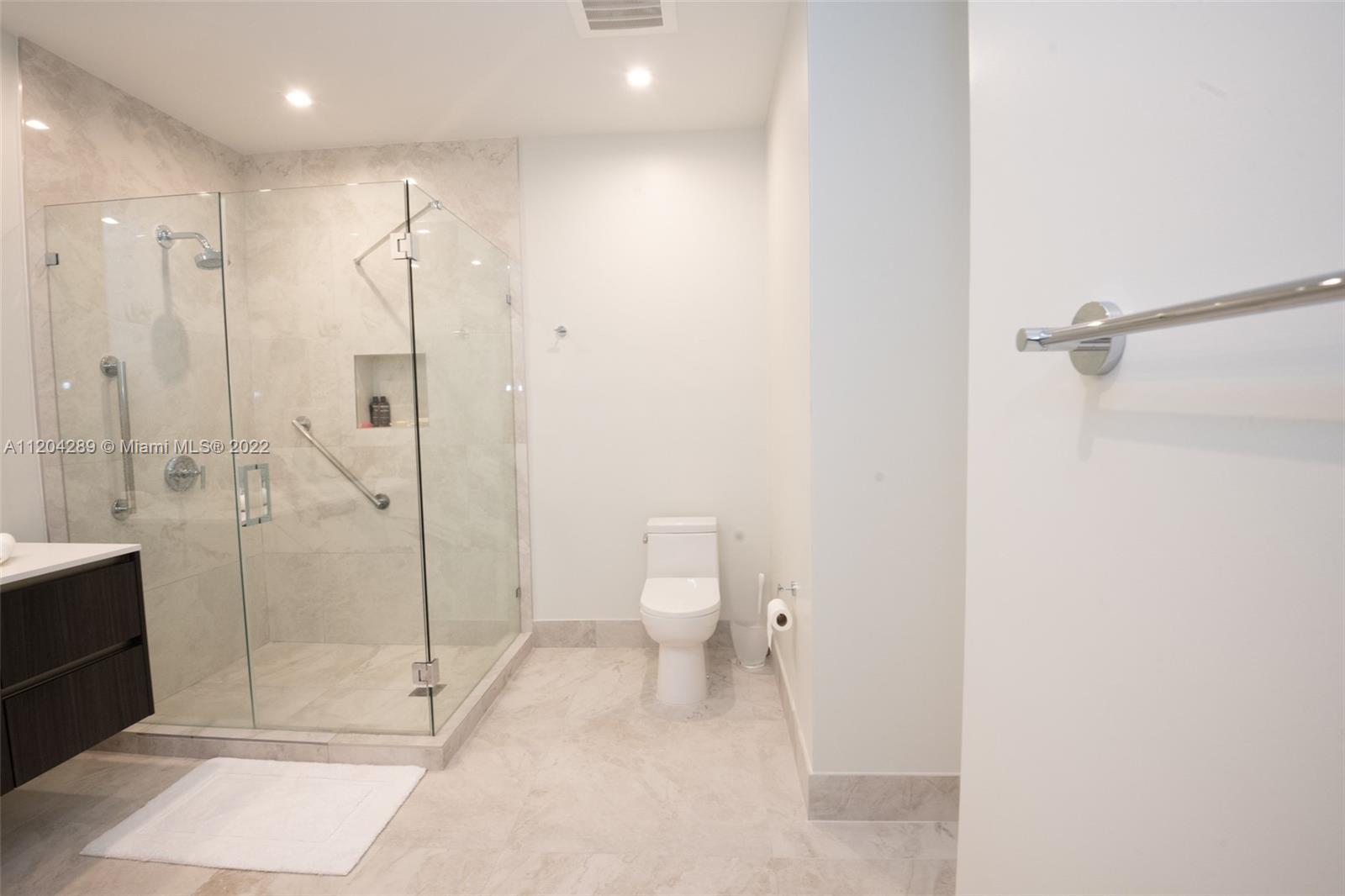 GIRALDA PLACE CONDO - Residential