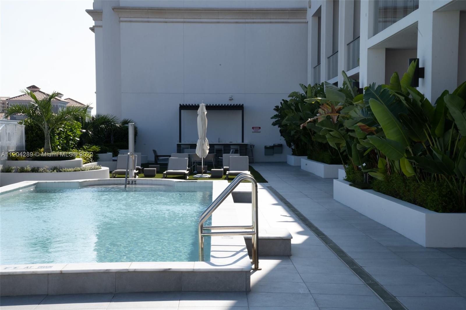 GIRALDA PLACE CONDO - Residential