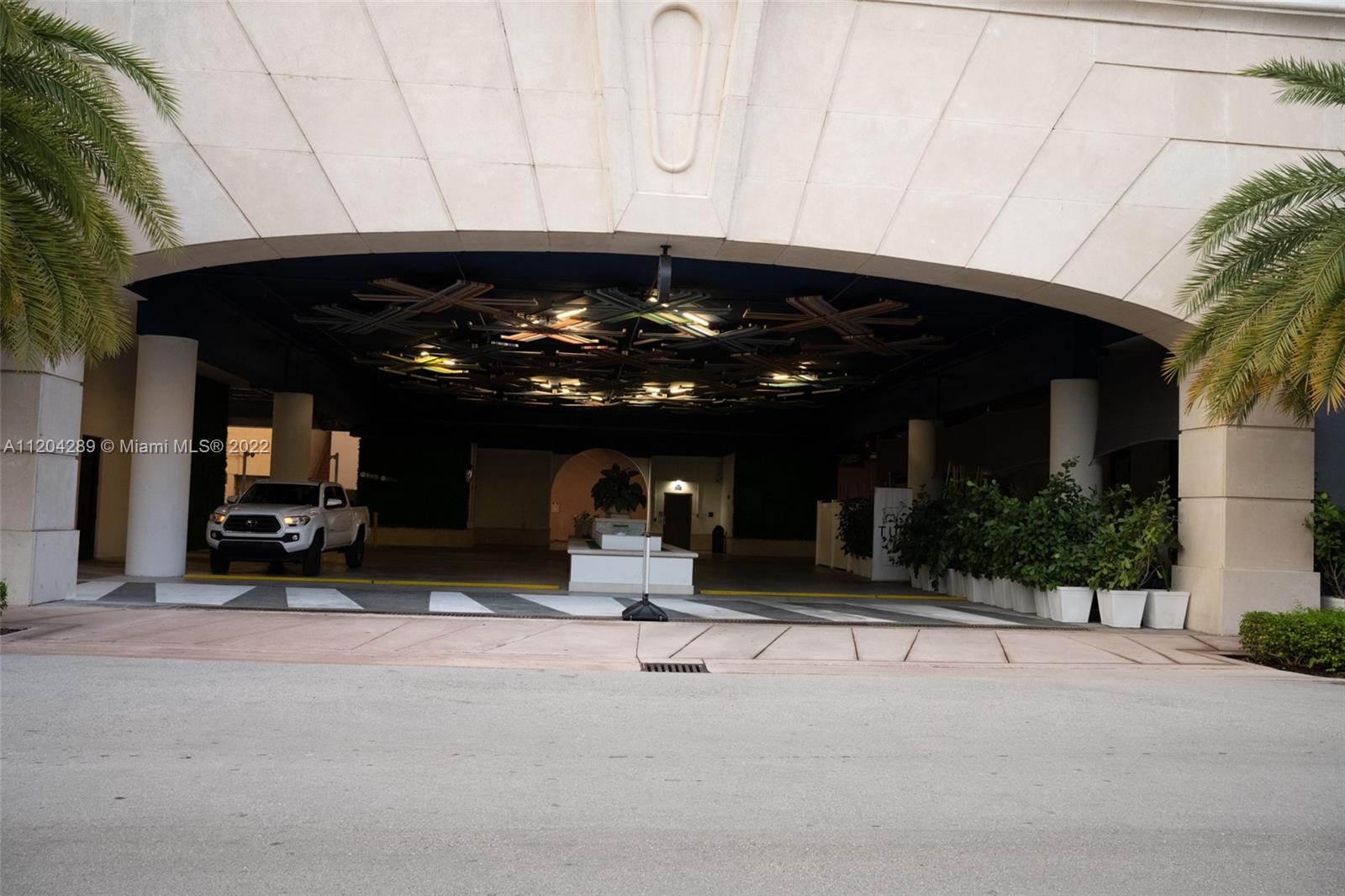 GIRALDA PLACE CONDO - Residential