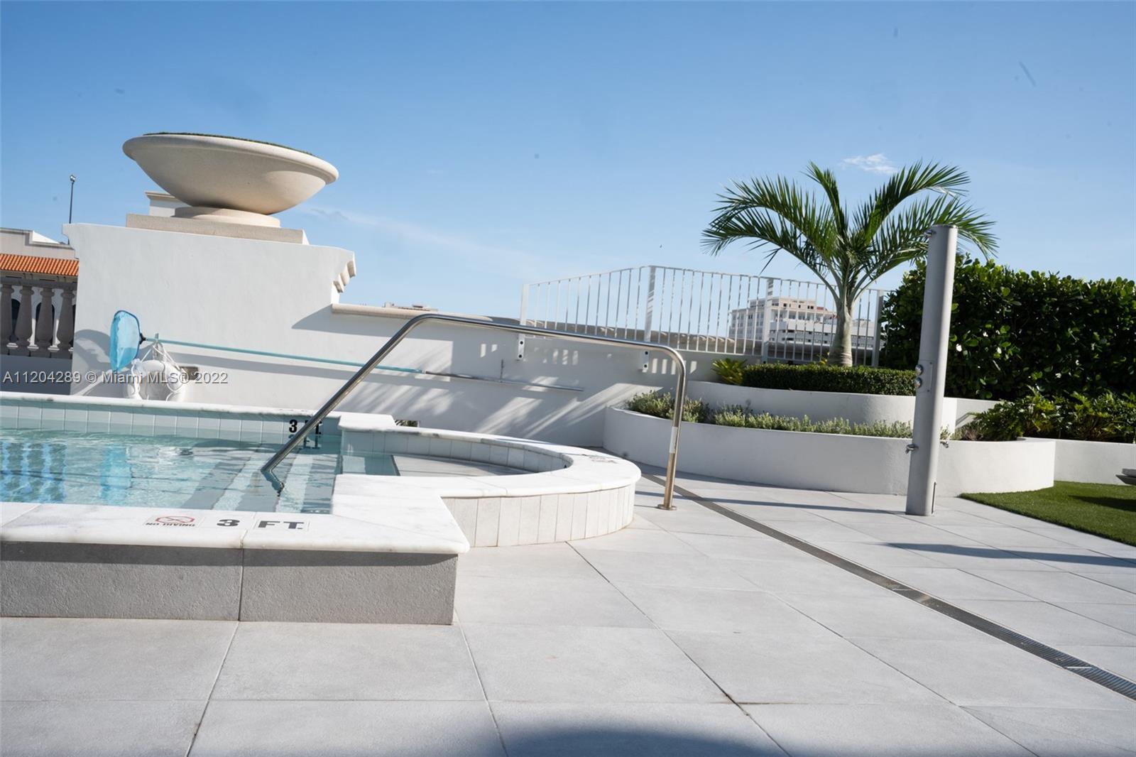GIRALDA PLACE CONDO - Residential