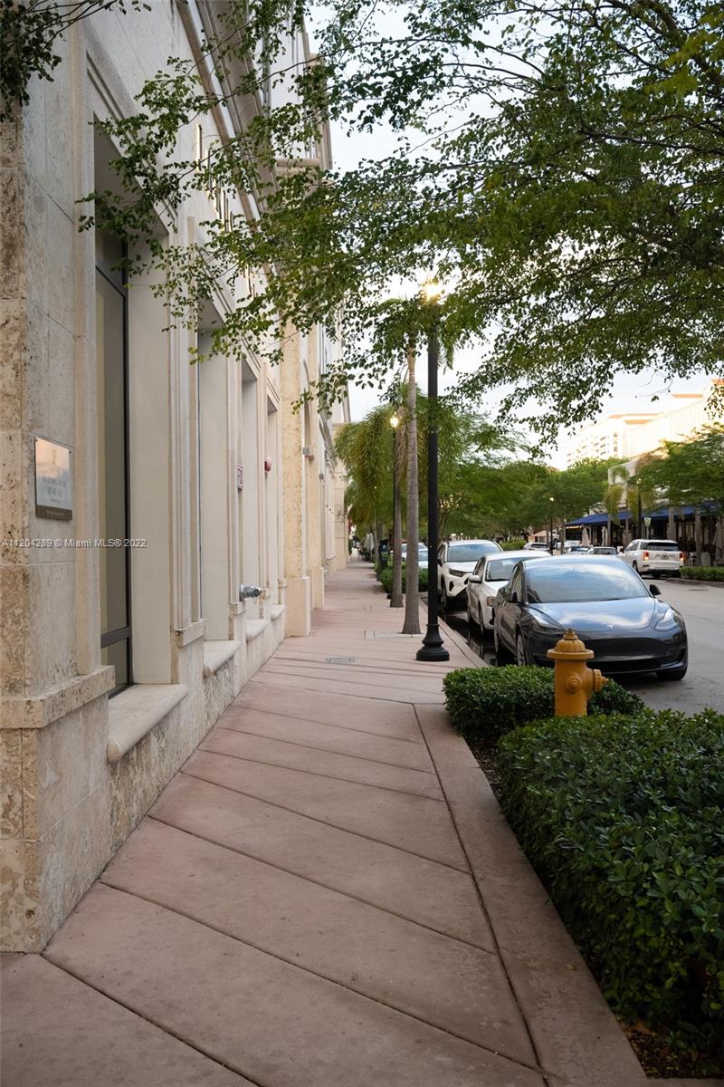 GIRALDA PLACE CONDO - Residential