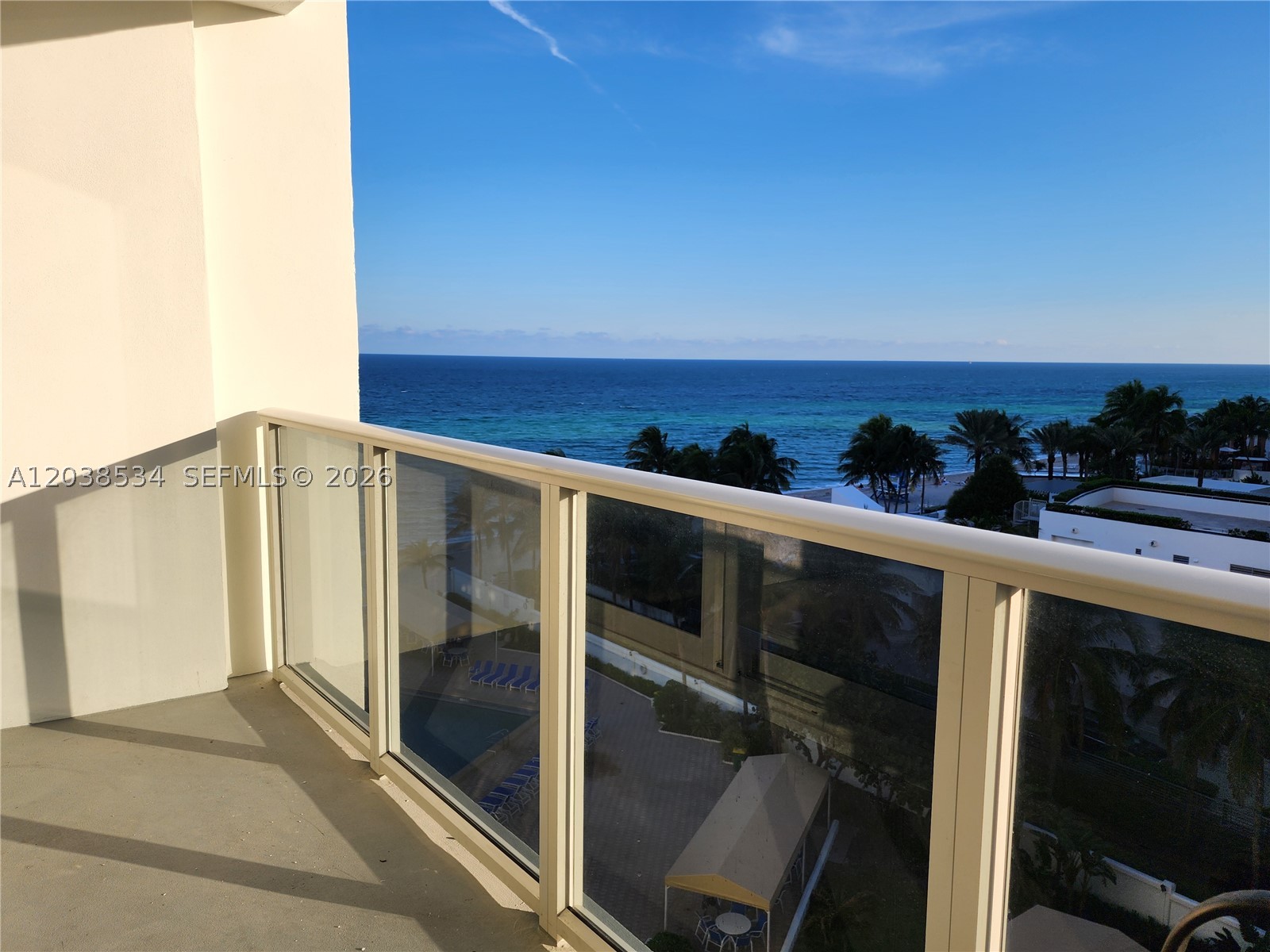 ALEXANDER TOWERS CONDO - Residential
