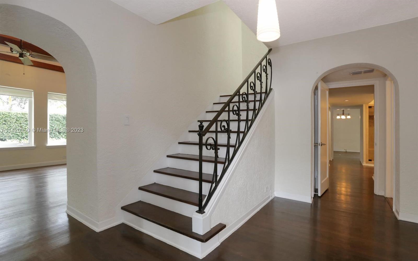 SUNSHINE FRUITS CO - Residential Lease