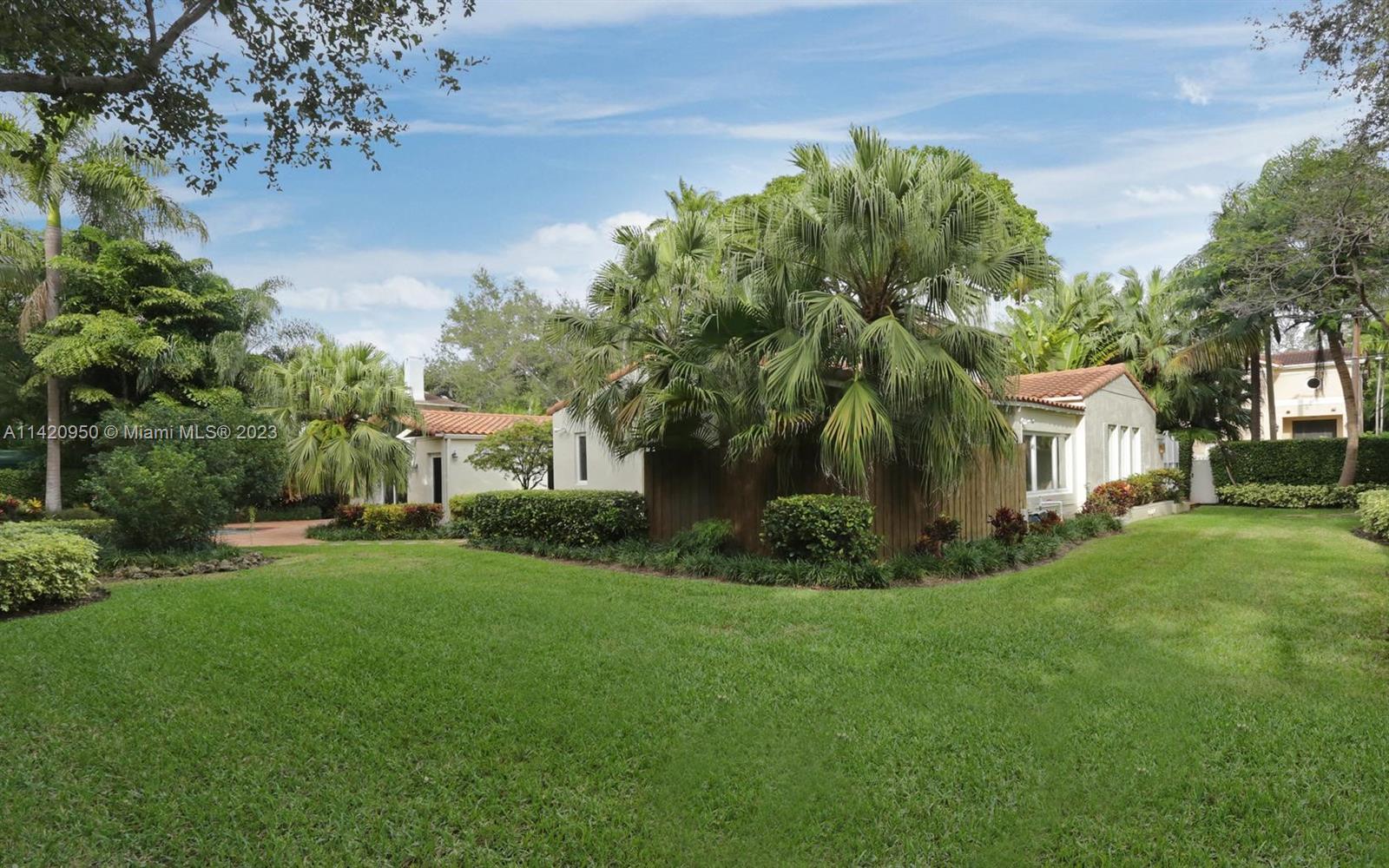 SUNSHINE FRUITS CO - Residential Lease