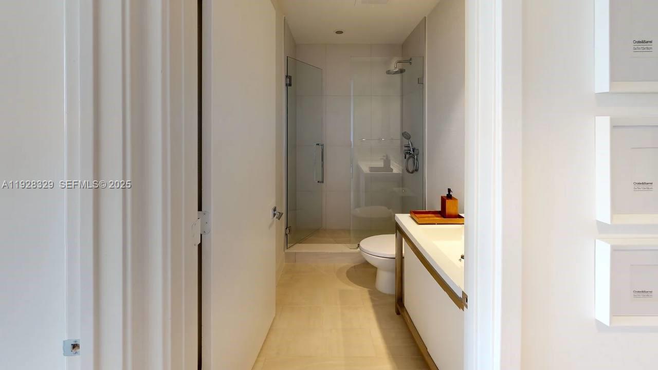 METROPICA NORTH TOWER ONE - Residential