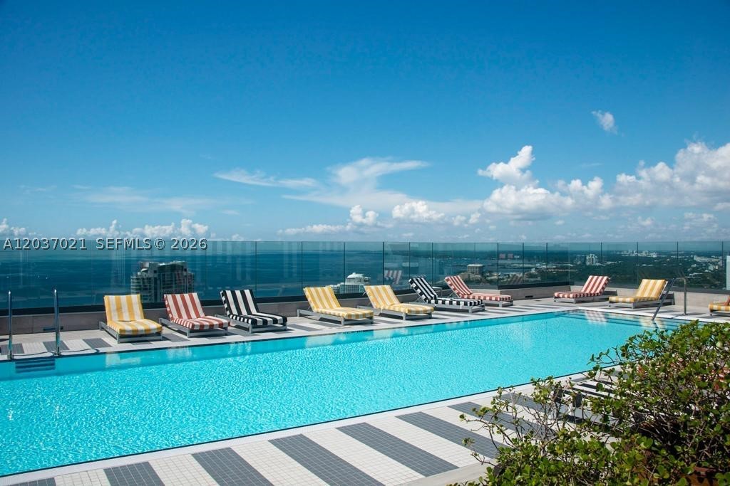 1300 S MIAMI AVENUE CONDO - Residential