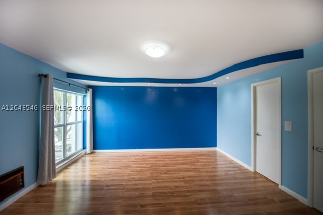 LAKE LAURA CONDO NO 2 - Residential