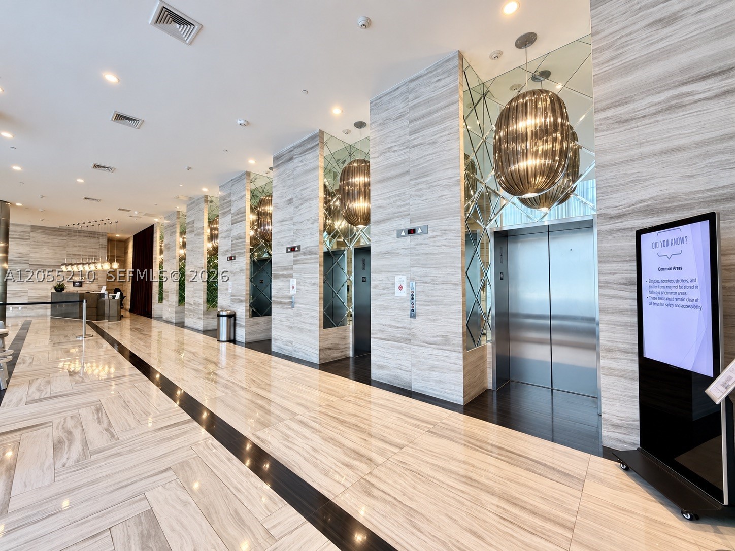 METROPICA NORTH TOWER ONE - Residential