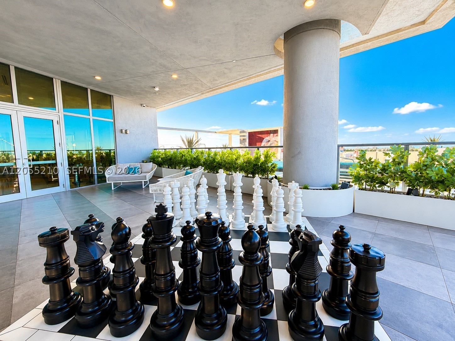 METROPICA NORTH TOWER ONE - Residential