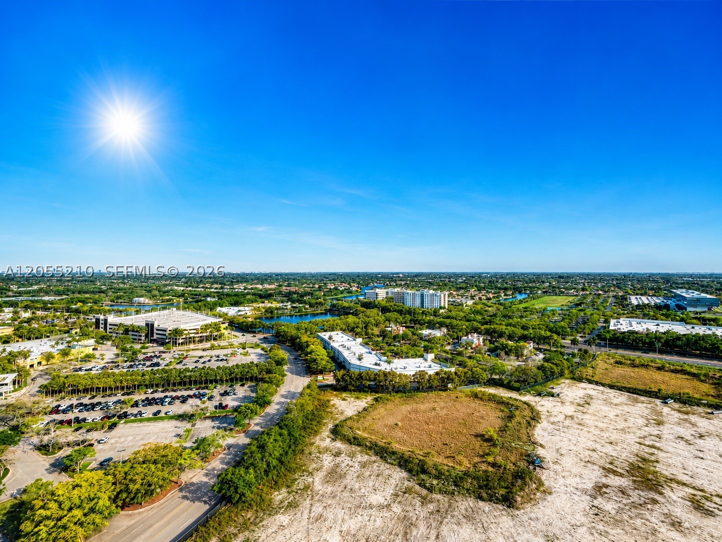 METROPICA NORTH TOWER ONE - Residential