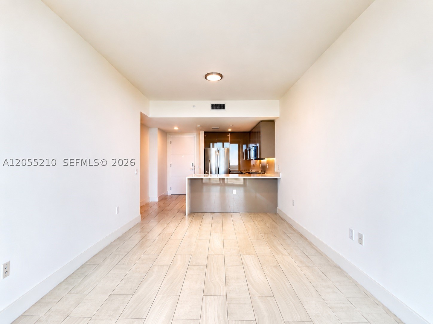 METROPICA NORTH TOWER ONE - Residential