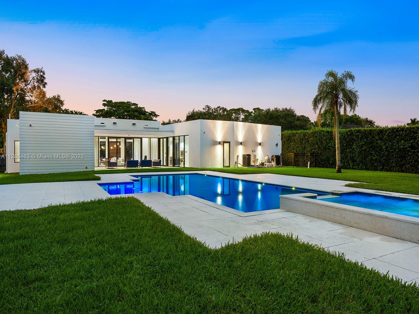JUNELAND - Residential